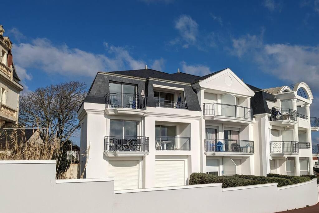 St Gilles Appartement Face Mer サンティレール・ド・リエ エクステリア 写真